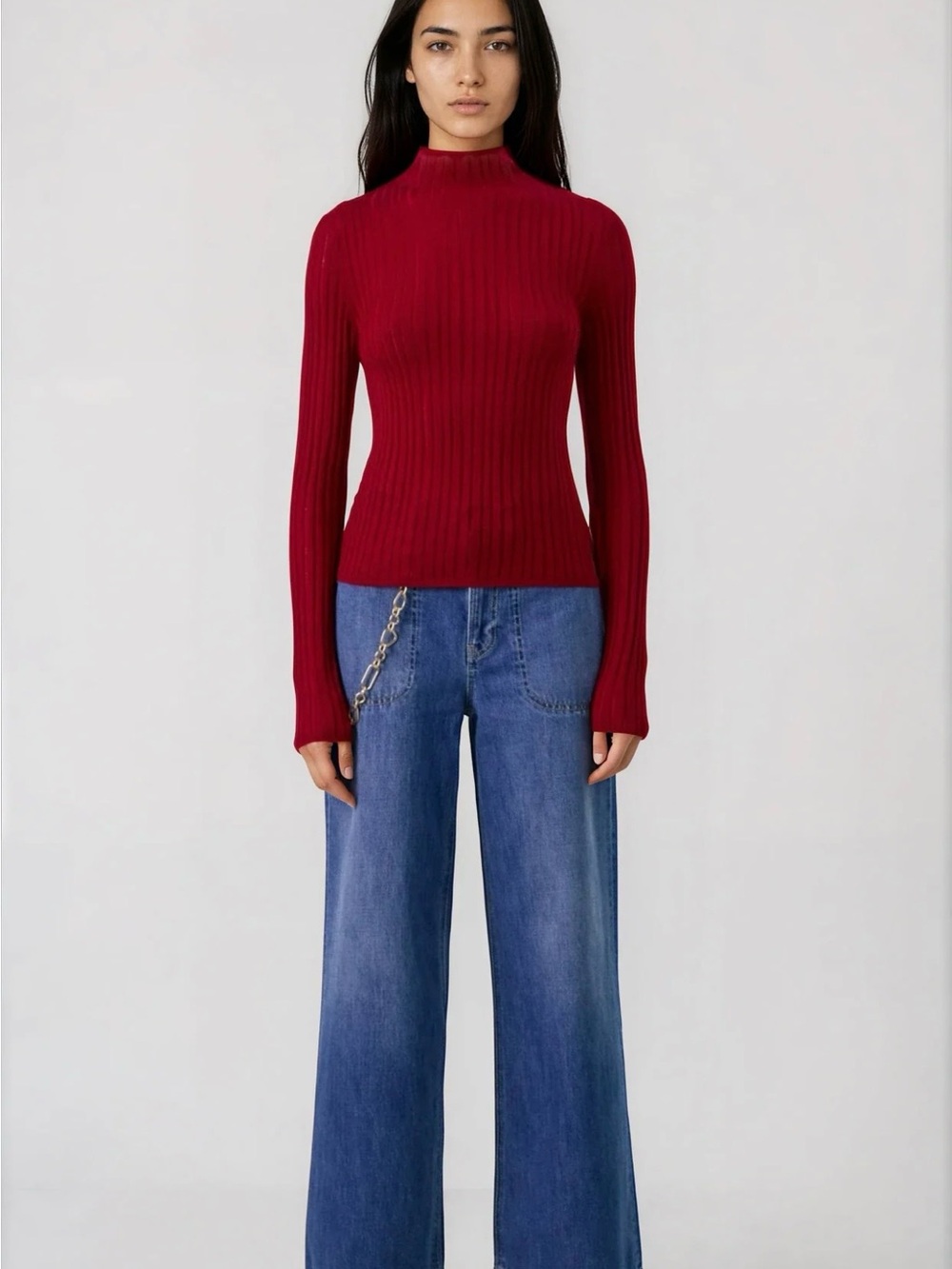 Fitted Ribbed Mock Neck shirt in Deep Red